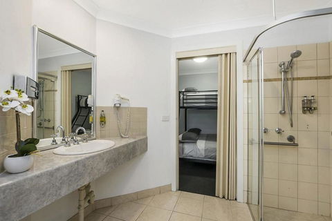 Apartments 521 - Sydney 4u 10