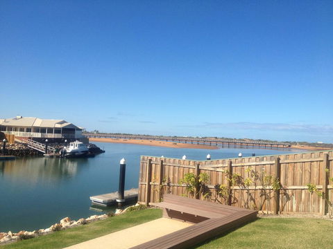The Carnarvon Luxury Canal Home - Sydney 4u 2