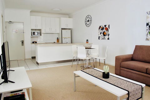 The Coast Motel - Sydney 4u 1