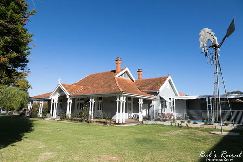 The Convent Boutique Accommodation & Cafe - Sydney 4u 0