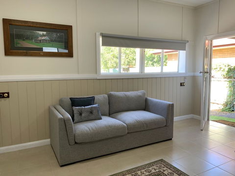 The Convent Boutique Accommodation & Cafe - Sydney 4u 2