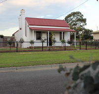 The Cottage - Sydney 4u