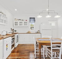 The Cottage on Lamington - Accommodation Sydney
