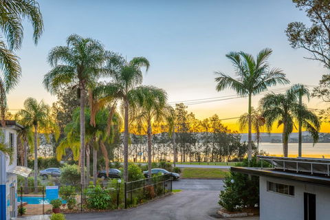 The Esplanade Motel - Sydney 4u 2