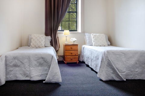 The Globe Hotel, Rylstone - Sydney 4u 3