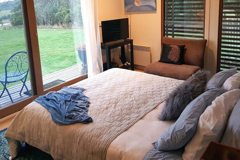 The Gurdies Room With Amazing Sunset Views - Accommodation Sydney 0