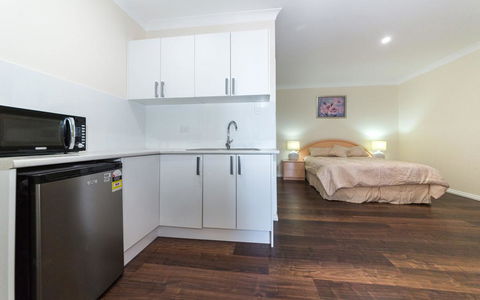 The Haven - 6A Turnberry Drive - Sydney 4u 3