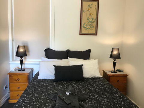 The Lodge Outback Motel - Sydney 4u 3