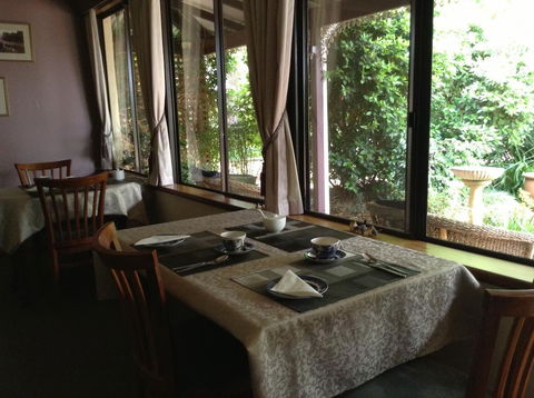 The Noble Grape Guesthouse - Sydney 4u 2