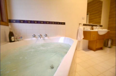 The Orchard Luxury Accommodation - Sydney 4u 2