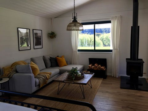 The Retreat - Sydney 4u 3