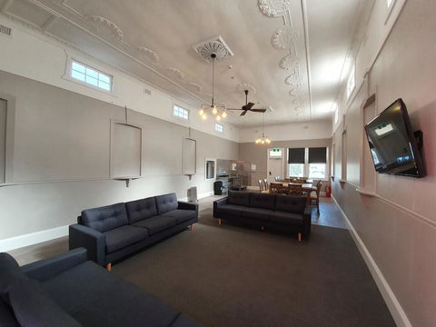 The Royal Hotel - Sydney 4u 3