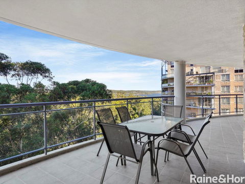 The Sanctuary #363 - 363/80 John Whiteway Drive - Sydney 4u 0