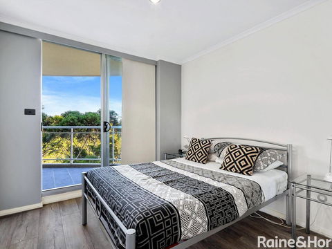 The Sanctuary #363 - 363/80 John Whiteway Drive - Sydney 4u 1
