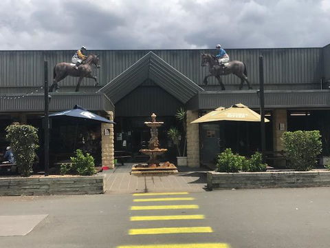 The Sportsman's Hotel - Accommodation Sydney 0