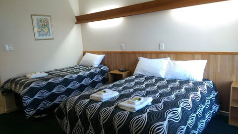 The Terang Motor Inn - Sydney 4u 3