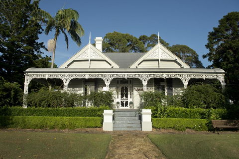 The Villa - Sydney 4u 2