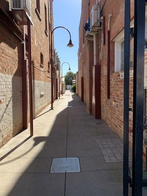 The Yarrawonga Hotel - Sydney 4u 1
