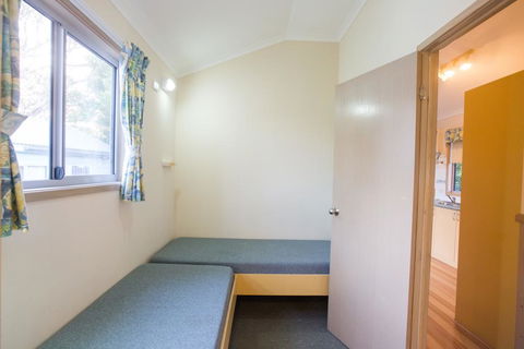 Thou Walla Sunset Retreat - Sydney 4u 1