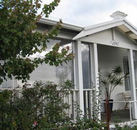 Three Chimneys Bed and Breakfast Boutique Guest House - Sydney 4u