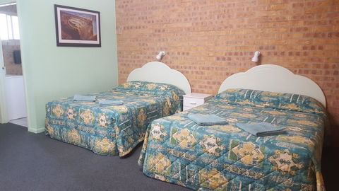 Tiaro Motor Inn - Sydney 4u 0