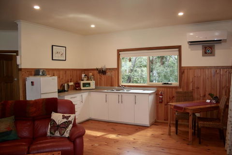 Tindoona Cottages - Sydney 4u 2