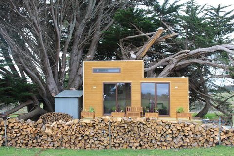 Tiny Cradle At The Good Place - Accommodation Sydney 0