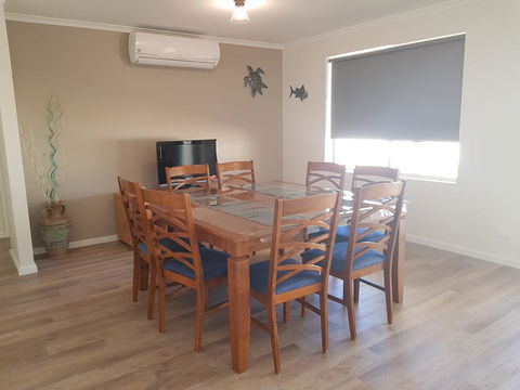 Towncrackers Guest House - Sydney 4u 2
