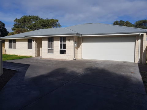 Towncrackers Guest House - Sydney 4u 0