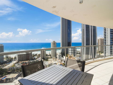 Towers Of Chevron - Private Apartments - Accommodation Sydney 0