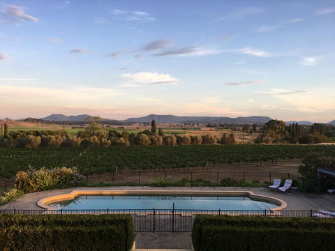 Tranquil Vale Vineyard - Sydney 4u 0