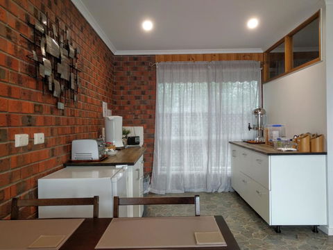 Travellers Inn Kaniva - Sydney 4u 2