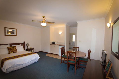 Tree Top Walk Motel - Sydney 4u 3