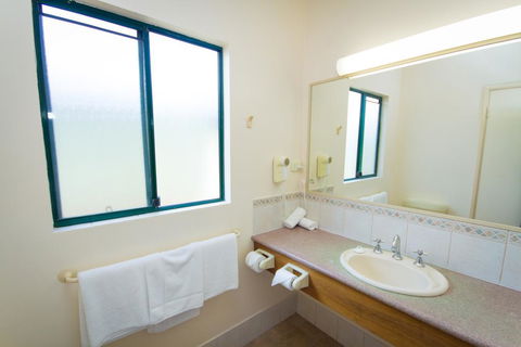 Tree Top Walk Motel - Sydney 4u 1