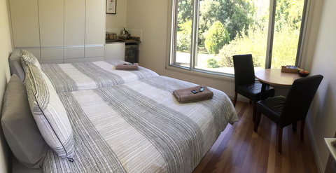 Treehouse Retreat - Accommodation Sydney 1