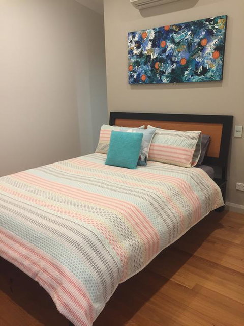 Treehouse Retreat - Accommodation Sydney 0