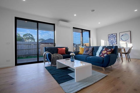 Trendy Sweet Home 4Beds@Blackburn South - Sydney 4u 2