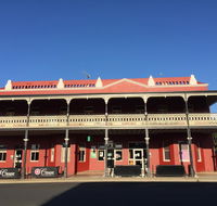 Tumut Star Hotel - Sydney 4u