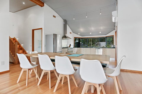 Tura Tree House - Accommodation Sydney 2