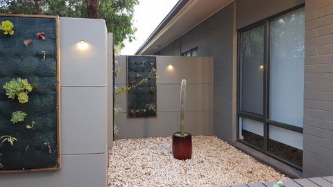 Two Bedroom Garden Apartment - Sydney 4u 3
