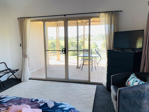Two Dams Estate - Retreat & Relax - Sydney 4u 1