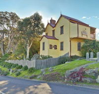 Two Story Bed and Breakfast - Sydney 4u