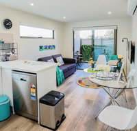 U101 Brunswick Living Brand New Deluxe Balcony Apartment close to Airport and CBD - Accommodation Sydney