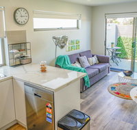 U201 Brunswick Living Brand New Deluxe Balcony Upper Floor Apartment close to Airport and CBD - Accommodation Sydney