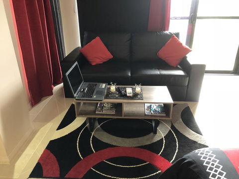 Ultra Modern Private Studio Room - Sydney 4u 1