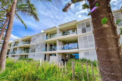 Unit 206 Plantation, Rainbow Beach, Incredible Views, Top Floor, Ocean Facing - Sydney 4u 1