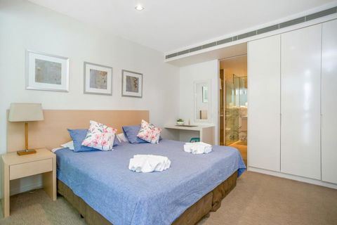 Unit 207 Plantation - Rainbow Beach, Ocean Facing - Plantation Resort Unit, Incredible Views, Top Floor - Sydney 4u 1