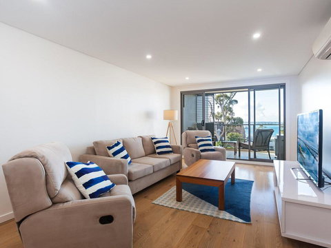 Unit 301 'The Shoal' 6-8 Bullecourt Street - Air Con, Walking To Local Shops & Beach - Sydney Resort 2
