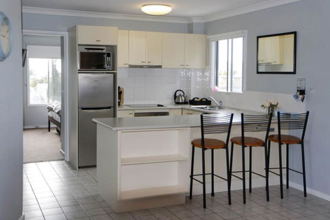 Unit 9 Bellevue - Sydney 4u 3
