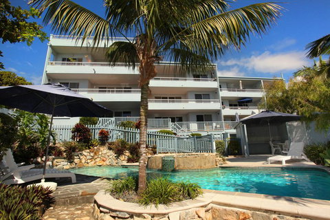 Unit 9, Coolum Blueseas Apartments, 59-61 Coolum Tce, Coolum Beach, 400 BOND, LINEN INCLUDED - Accommodation Sydney 1